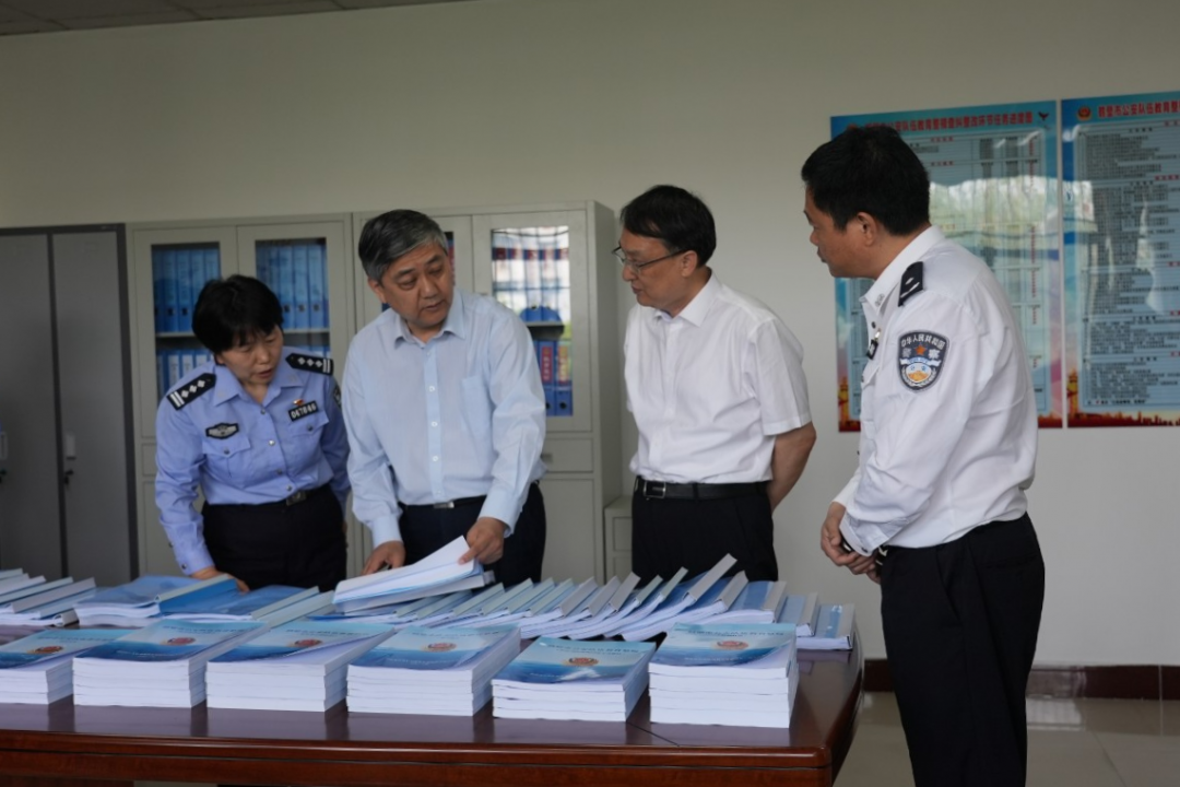 督导组一行先后到市公安局,淇县综治中心,淇县人民检察院,淇县人民
