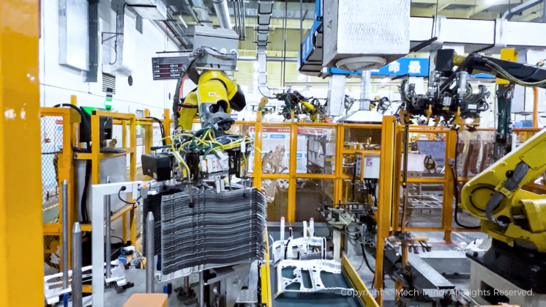 海量种类反光工件泛化精准操作，梅卡曼德具身智能“眼+脑”助力全场景智能制造