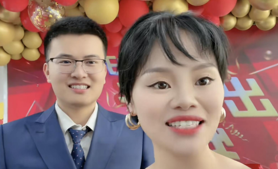 网红夫妻疯狂掘金：彩虹夫妇日赚400万，全款4300万提别墅