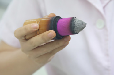 雷火灸都有什么成分【健康服务】灸中之王—中医特式治疗，雷火灸，灸到深处疼痛消！_https://www.jmylbn.com_新闻资讯_第11张