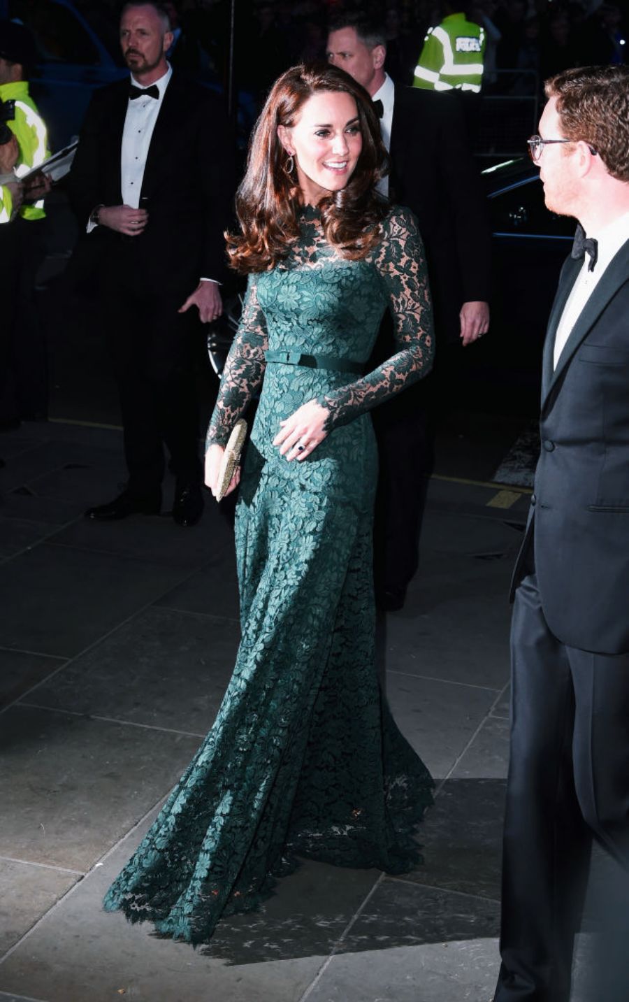 一年帶貨1.5億的凱特王妃 卻把她最愛的品牌穿倒閉了？ 時尚 第30張