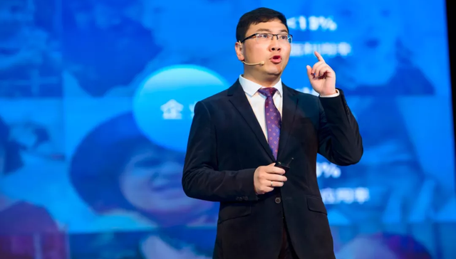 图片来源：视觉中国 2023年 万飚在博鳌亚洲论坛发言