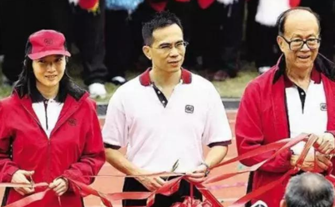 王俪桥八字_王俪桥_王俪桥女儿