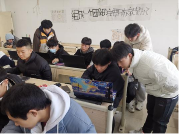 精准育人,打造高效课堂,点亮你的未来路! ——带你走进不一样的鼎利(互联网+)学院软件Java岗位班(图4)