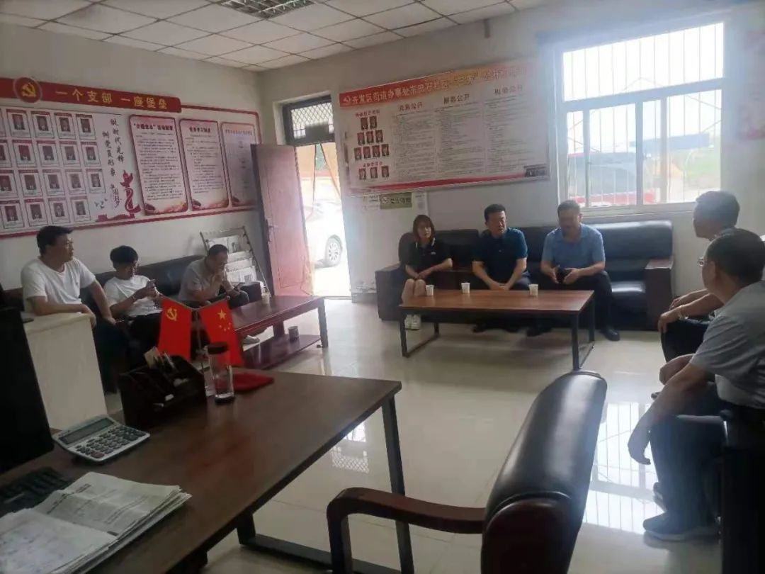 民主街中心社区开展“民族团结一家亲，共学党史颂党恩”学习教育活动