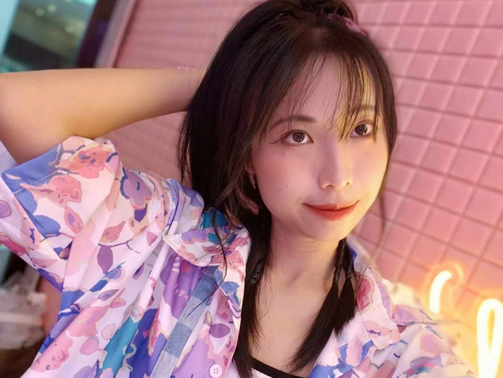 优秀少先队员事迹简介200字_优秀团员事迹简介200字_优秀志愿者事迹200字