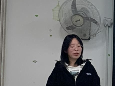 优秀团员事迹简介200字_优秀少先队员事迹简介200字_优秀志愿者事迹200字