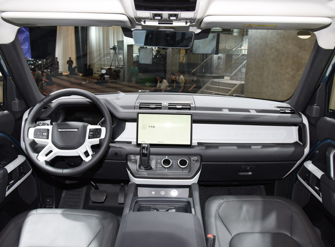 夯实品牌重塑策略，捷豹路虎双车齐发，卫士和E-PACE大变样