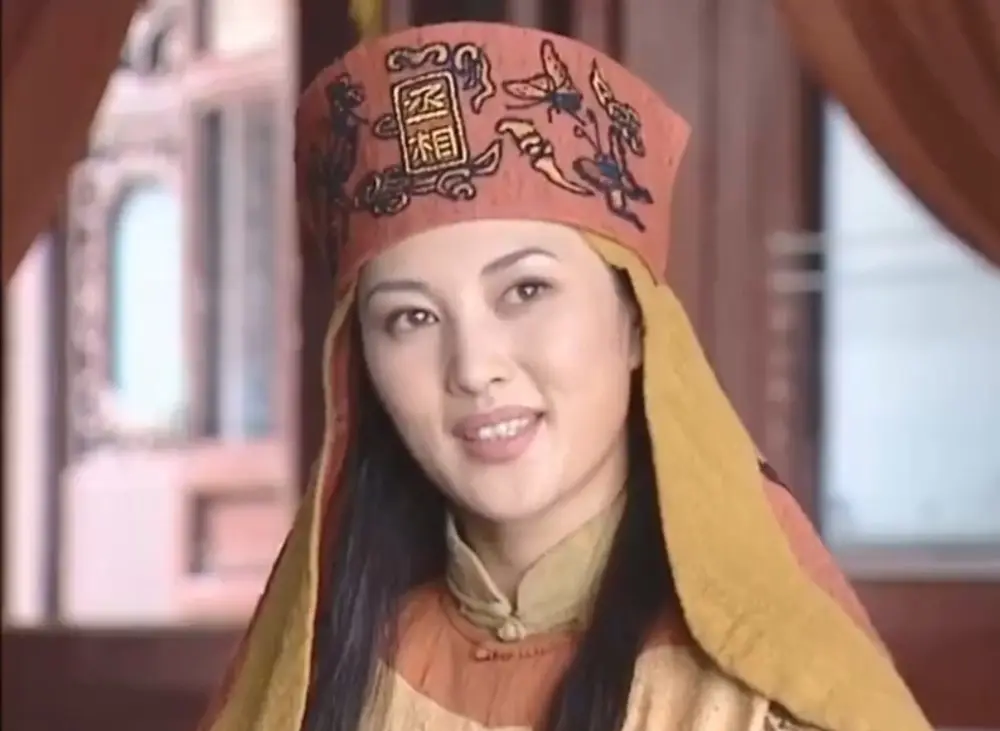 在她们当中,涌现出洪宣娇,苏三娘,胡九妹等众多杰出女将.