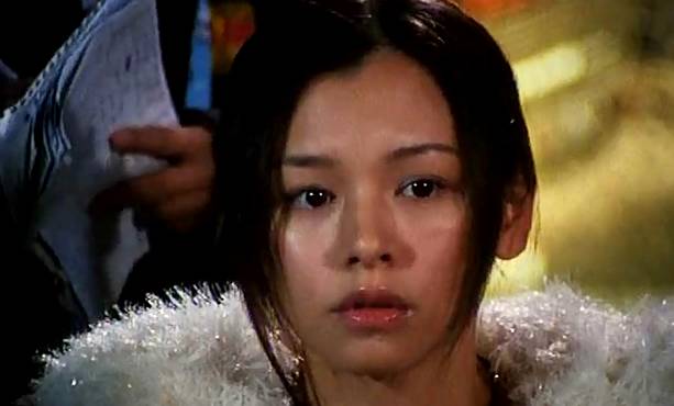 2001年《特务迷城》饰演爱新觉罗·咏
