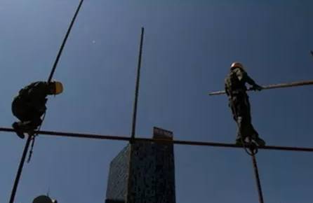 工程行业最危险工种排行榜，他们是祖国建设最可爱的人！(图5)