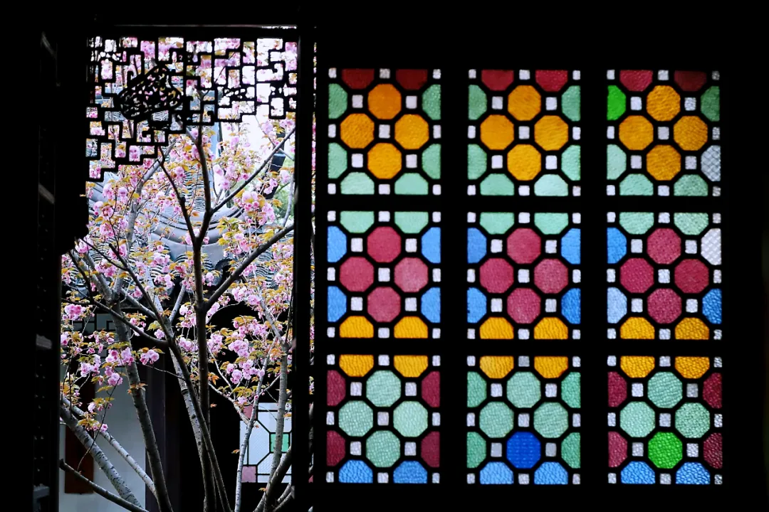 诗心画眼探寻苏州古典园林木窗的匠心和工艺