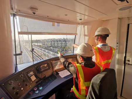 浙江轨道集团运营管理的杭海城际铁路今日通车