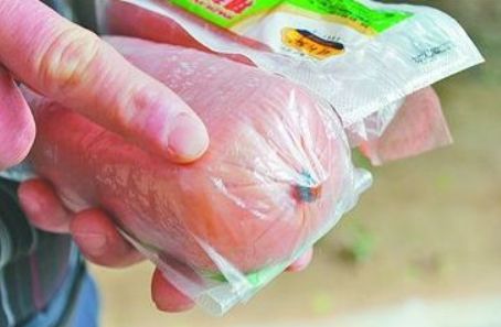 太力真空保鲜袋,中国航天员专用产品研制企业出品,3秒包装、自动密封,延长食物保鲜时间。黑科技复合材料,可微波炉加热,可循环使用 太力真空保鲜袋,中国航天员专用产品研制企业出品,3秒包装、自动密封,延长食物保鲜时间。黑科技复合材料,可微波炉加热,可循环使用