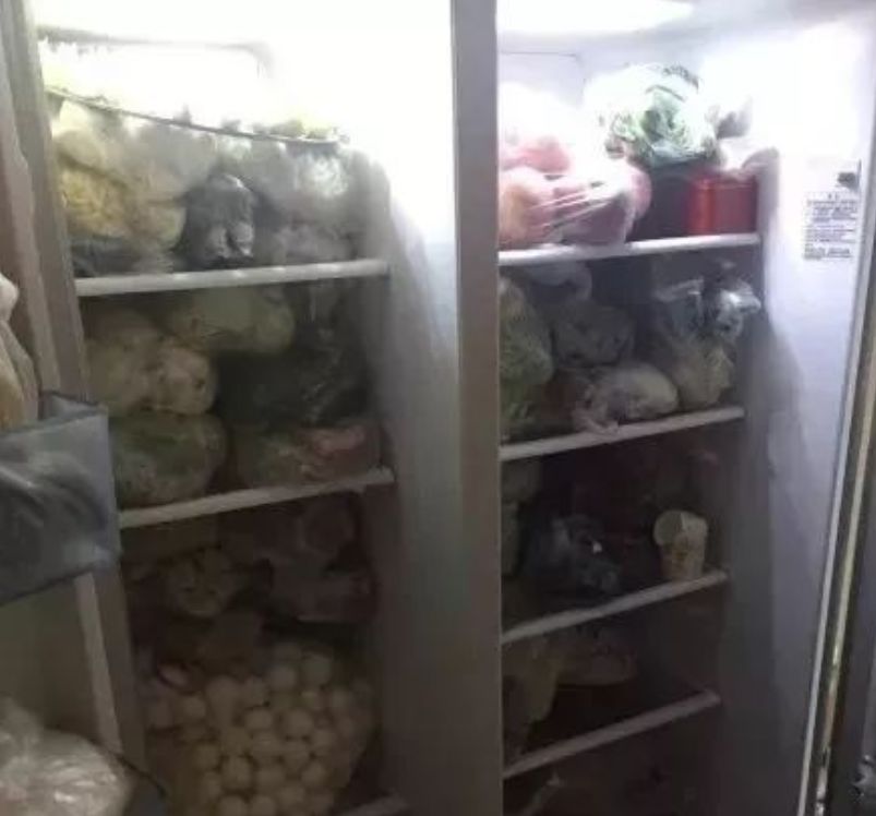 太力真空保鲜袋,中国航天员专用产品研制企业出品,3秒包装、自动密封,延长食物保鲜时间。黑科技复合材料,可微波炉加热,可循环使用 太力真空保鲜袋,中国航天员专用产品研制企业出品,3秒包装、自动密封,延长食物保鲜时间。黑科技复合材料,可微波炉加热,可循环使用