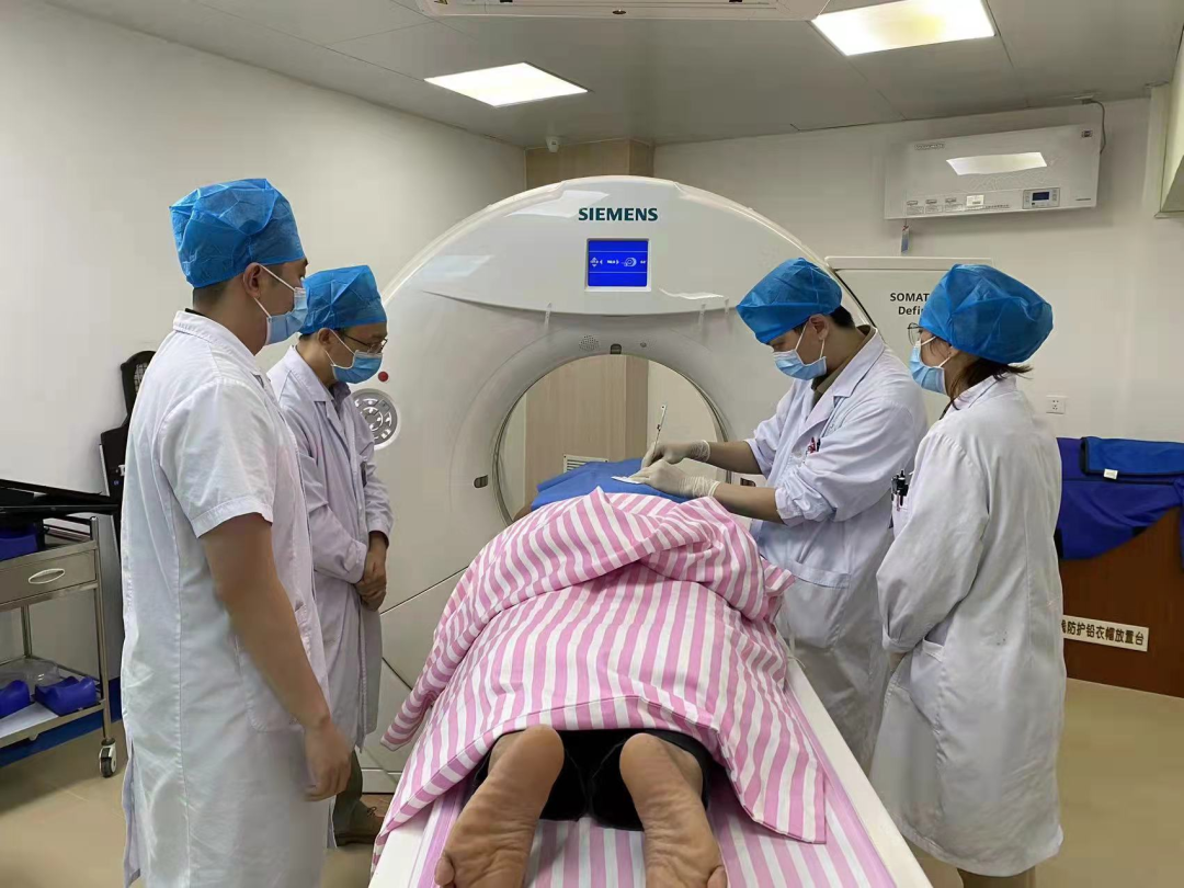 穿刺活检枪怎么用一个真实病例，带您认识肿瘤内科的“神枪手”与经皮肺穿刺活检术_https://www.jmylbn.com_新闻资讯_第4张