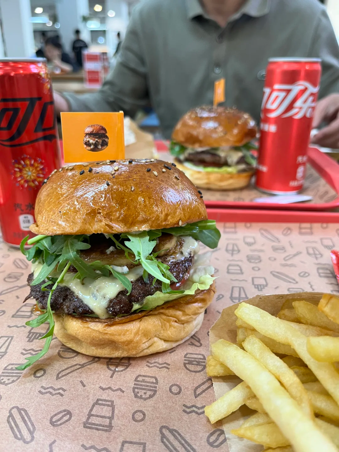 复旦大学鹅肝汉堡爆火