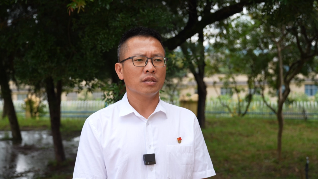 _不忘初心育桃李牢记使命_不忘初心育桃李下一句
