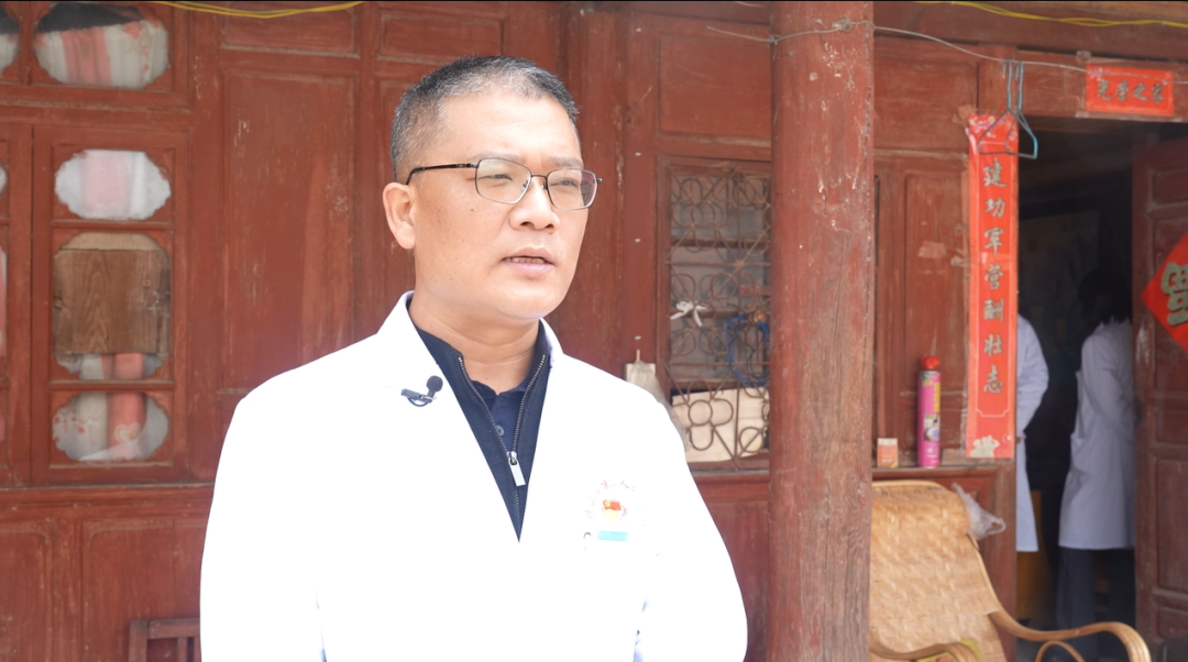 _入户送温暖_送茶送健康
