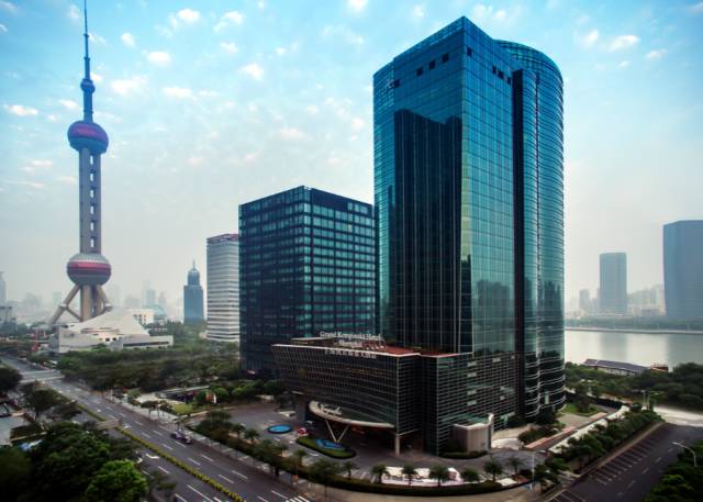 东方明珠旁五星酒店用柑橘,血橙,西柚等水果制造冬日里的酸甜诱惑!