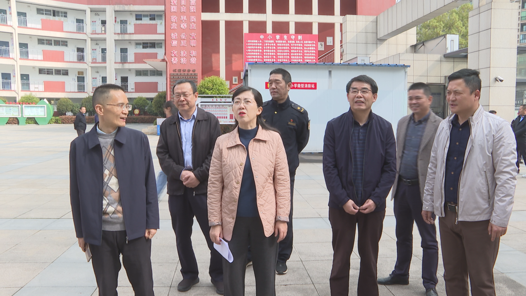 市领导徐志鸿来濂溪区督导调研全国文明城市创建及基层立法联系点建设