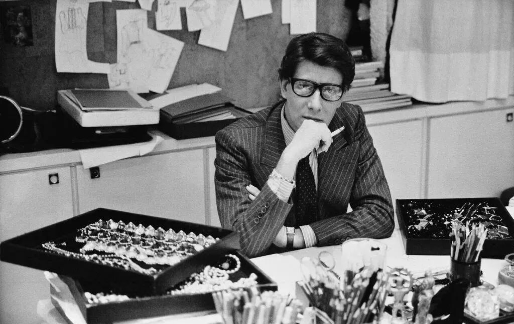 闯进伊夫圣罗兰的艺术世界