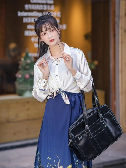 馬面裙的萬能搭配方式，搭襯衣搭短袖搭開衫，混搭美的移不開眼！