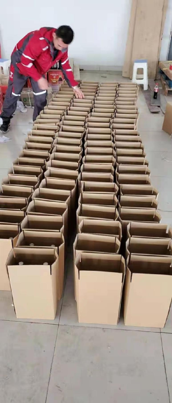又是别人的帮派福利惊呆了快递打包小哥