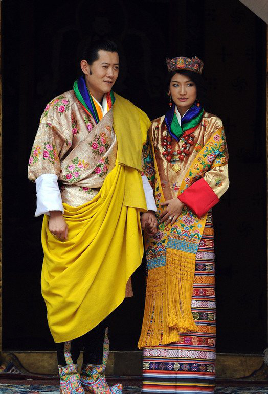美博历史馆|看遍世界的传统婚服，最惊艳的还是中国