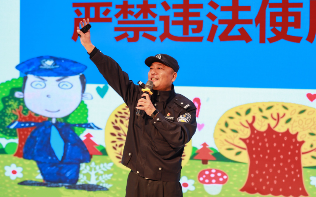 国斌好帅,我们好爱!