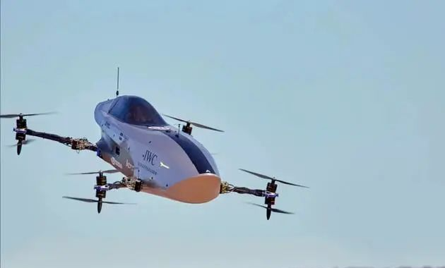 Airspeeder电动飞行赛车完成首次试飞，百公里加速约为2.8秒的图2