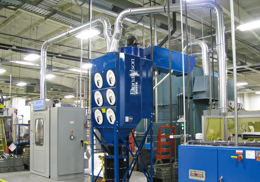 需要将一个外部罩放置于操作区域周围,以便控制操作过程中产生的粉尘