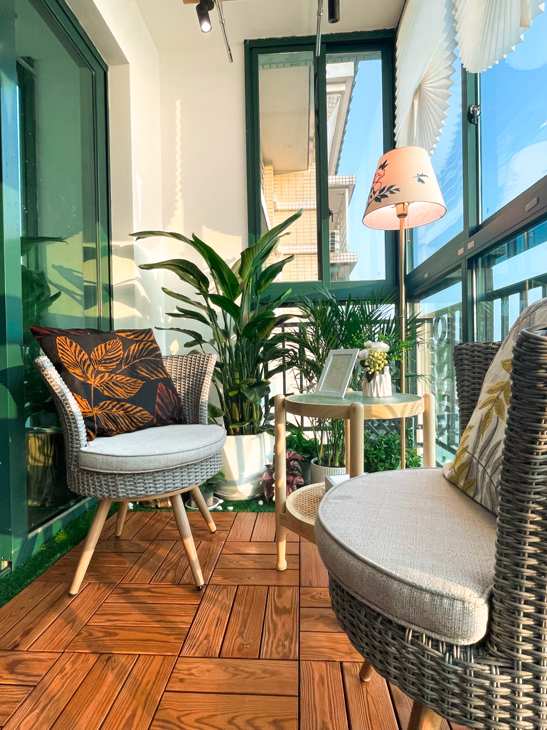 木兰溪木阳台改造|6m²阳台，低成本布置一个治愈系阳台小花园，享受城市田园乐趣