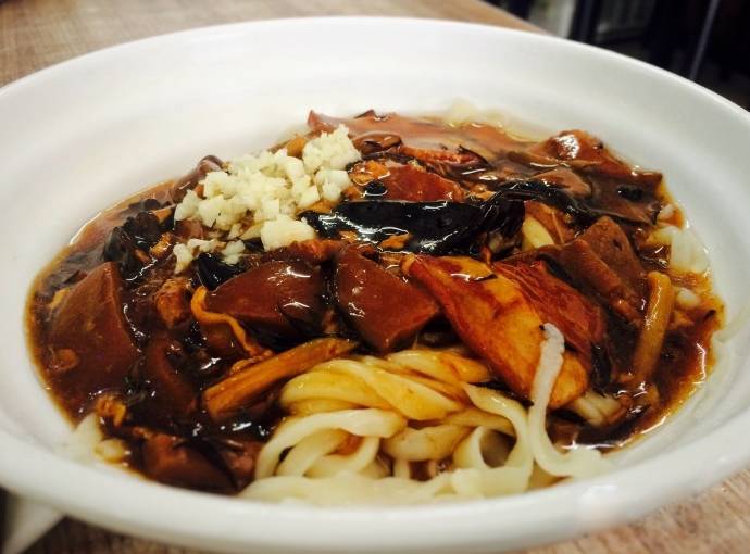 京城街头巷尾超美味的特色面条~好吃到爆!