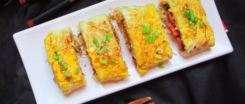 十分制作一大盘家人们爱吃的烤冷面｜配鸡蛋香肠完美