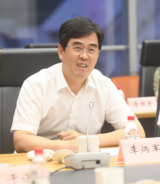 深化赣沪金融合作江西省委副书记李炳军与在沪赣藉金融家企业家座谈