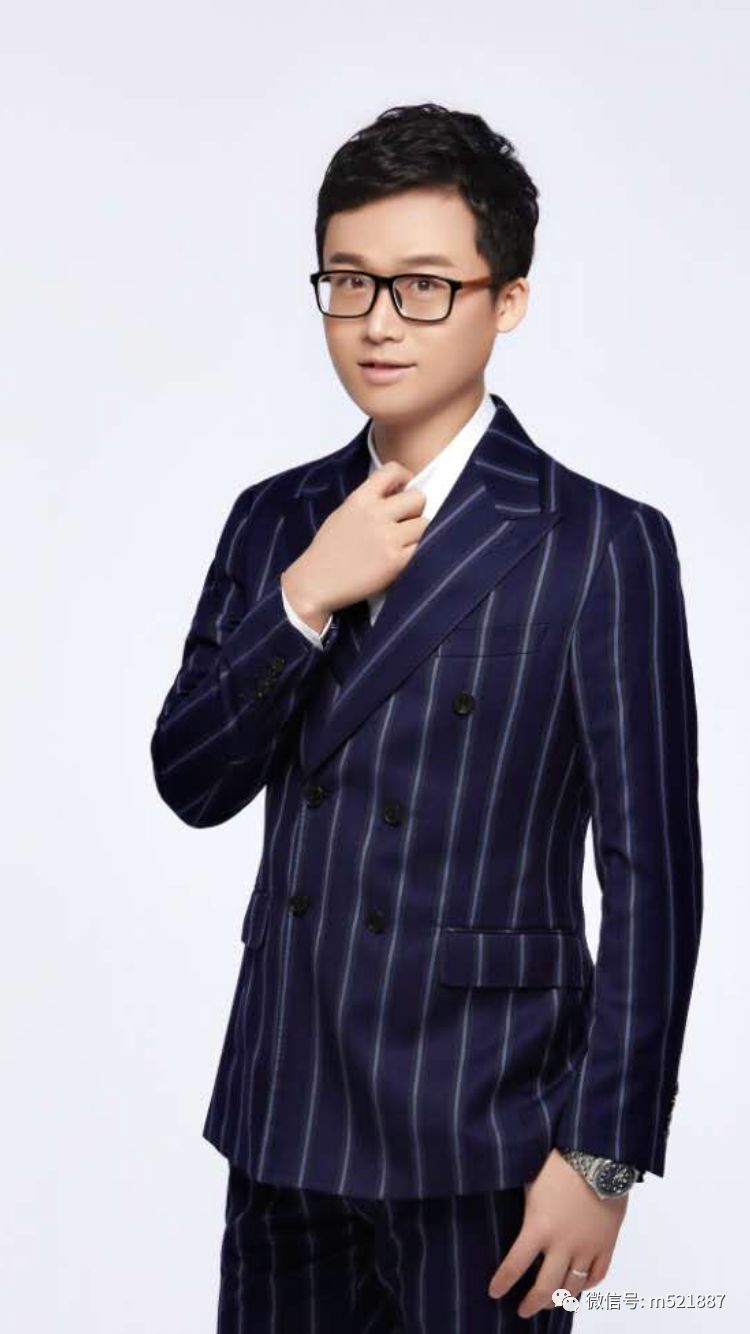 887主持人麦麦同学亲自上阵，表演音乐脱口秀！