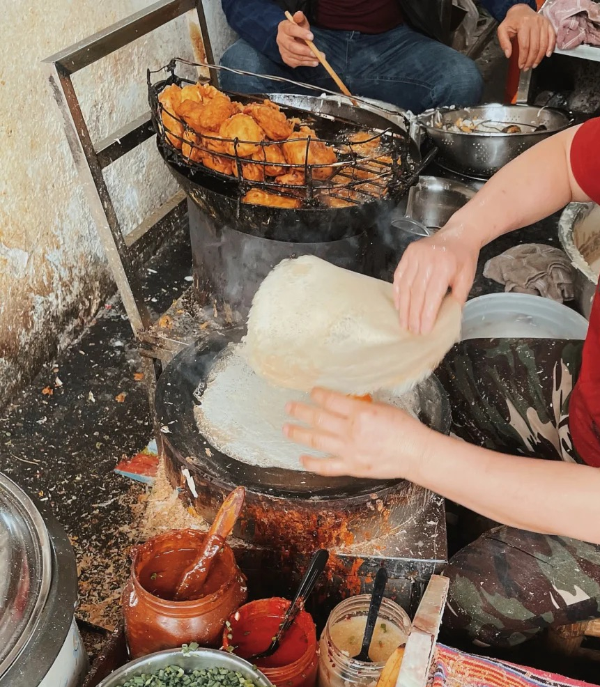 这条宝藏高铁终于开通了!美食天堂小吃遍地,海鲜王国一路吃爽,为了吃也要去!