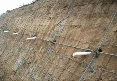 土钉螺旋钻孔机_洛阳铲成孔土钉施工方案_土钉