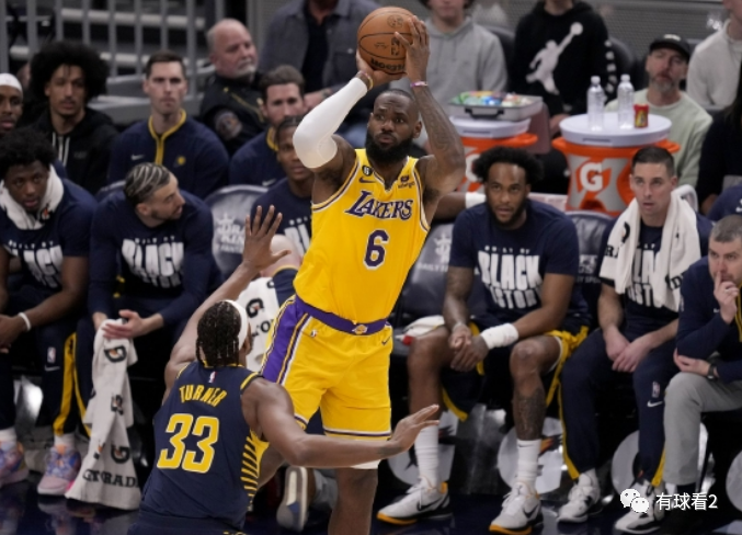 湖人15分逆轉步行者迎連勝 詹姆斯26+7+7濃眉31+14  掘金送勇士連敗 庫裏空砍28分約基奇輕鬆斬獲三雙（勇士對鵜鶘庫裏13個三分全場錄像回放）