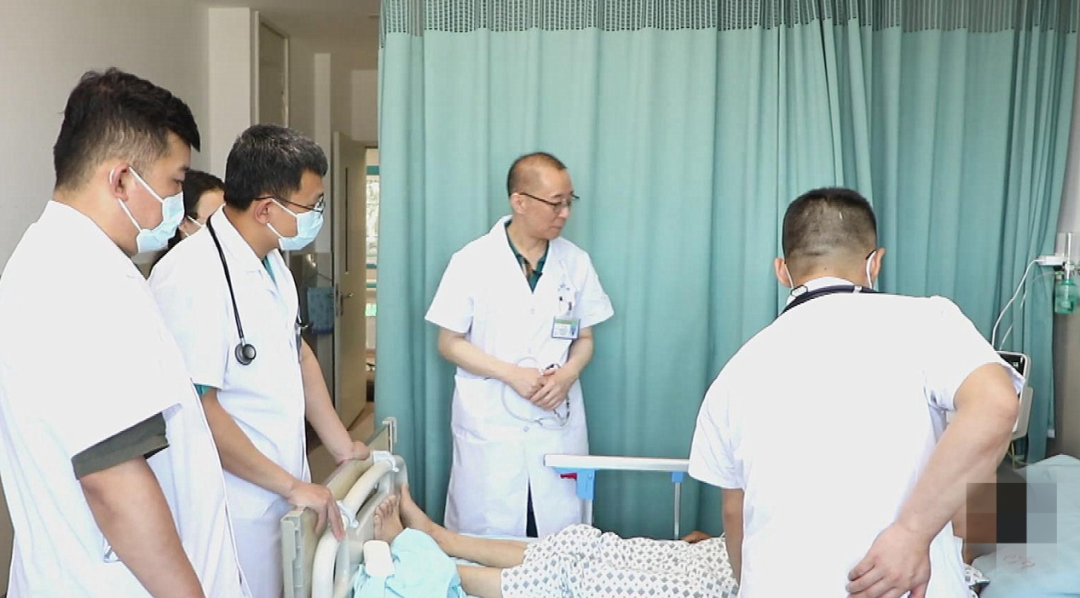 山东省立第三医院心脏大血管外科收到一位心脏主动脉瓣置换手术患者的