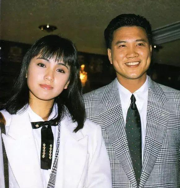 初恋曾为她当街下跪，事业当红时“知三当三”，如今57岁依然单身……她为什么不后悔？（组图） - 9