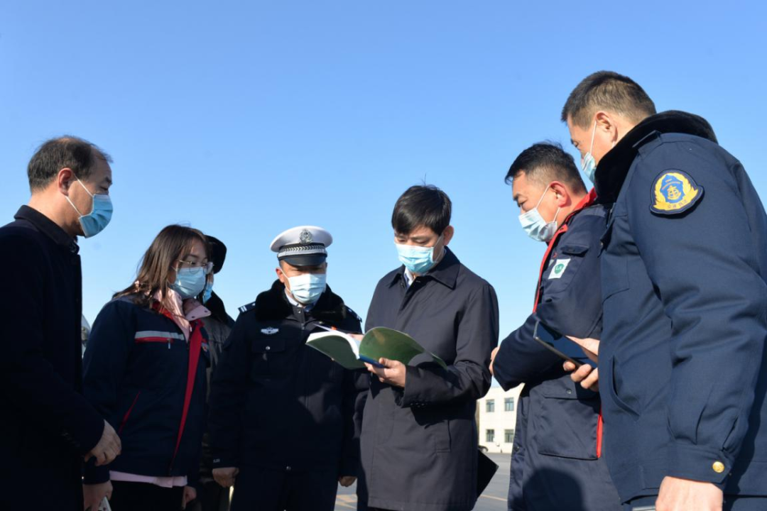 龙海物流2021年1月16日上午,莱州市政府副市长,市公安局党委书记,局长
