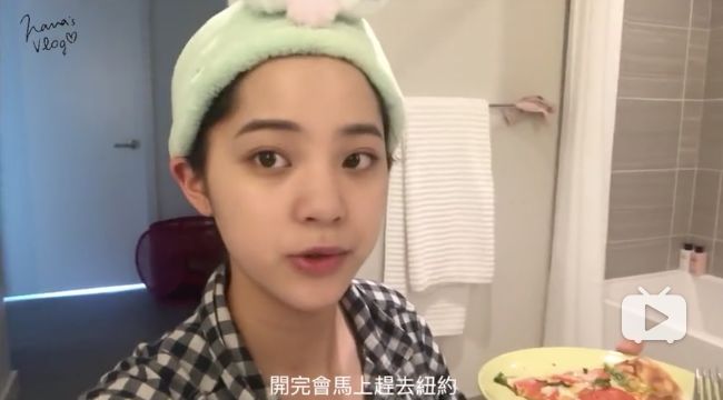 從「小華人之光」到群嘲鹿小葵再到時尚icon，歐陽娜娜也太會玩了吧 娛樂 第1張