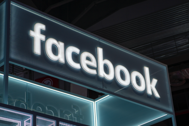 Facebook正面临信用破产危机 全网搜