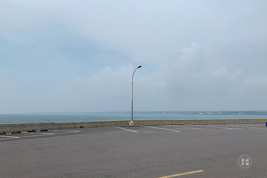 韩国九月初的济州岛，时有风，偶有雨