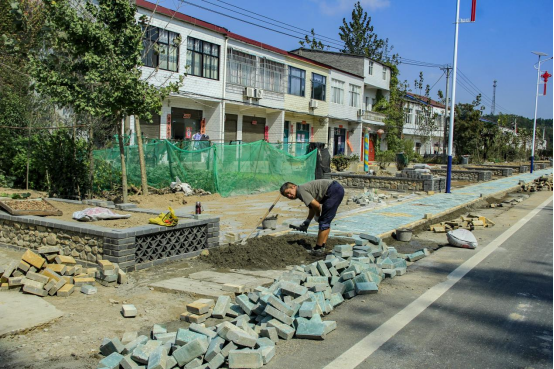 随县草店镇二道河村按下乡村美颜键