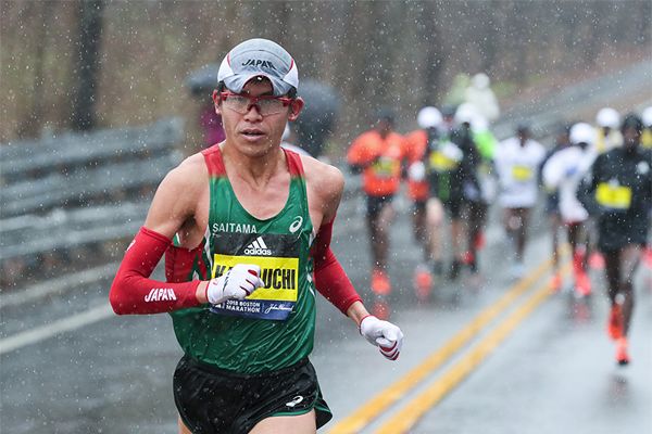 小悦周闻报丨迪巴巴纪录被破 日清驿传队解散 川内优辉85次跑进2 看看撒网