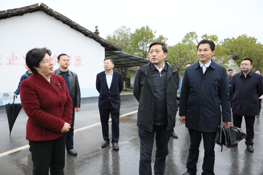 萍乡市人民政府 县区动态 李小豹检查督导安全生产工作时强调 压紧