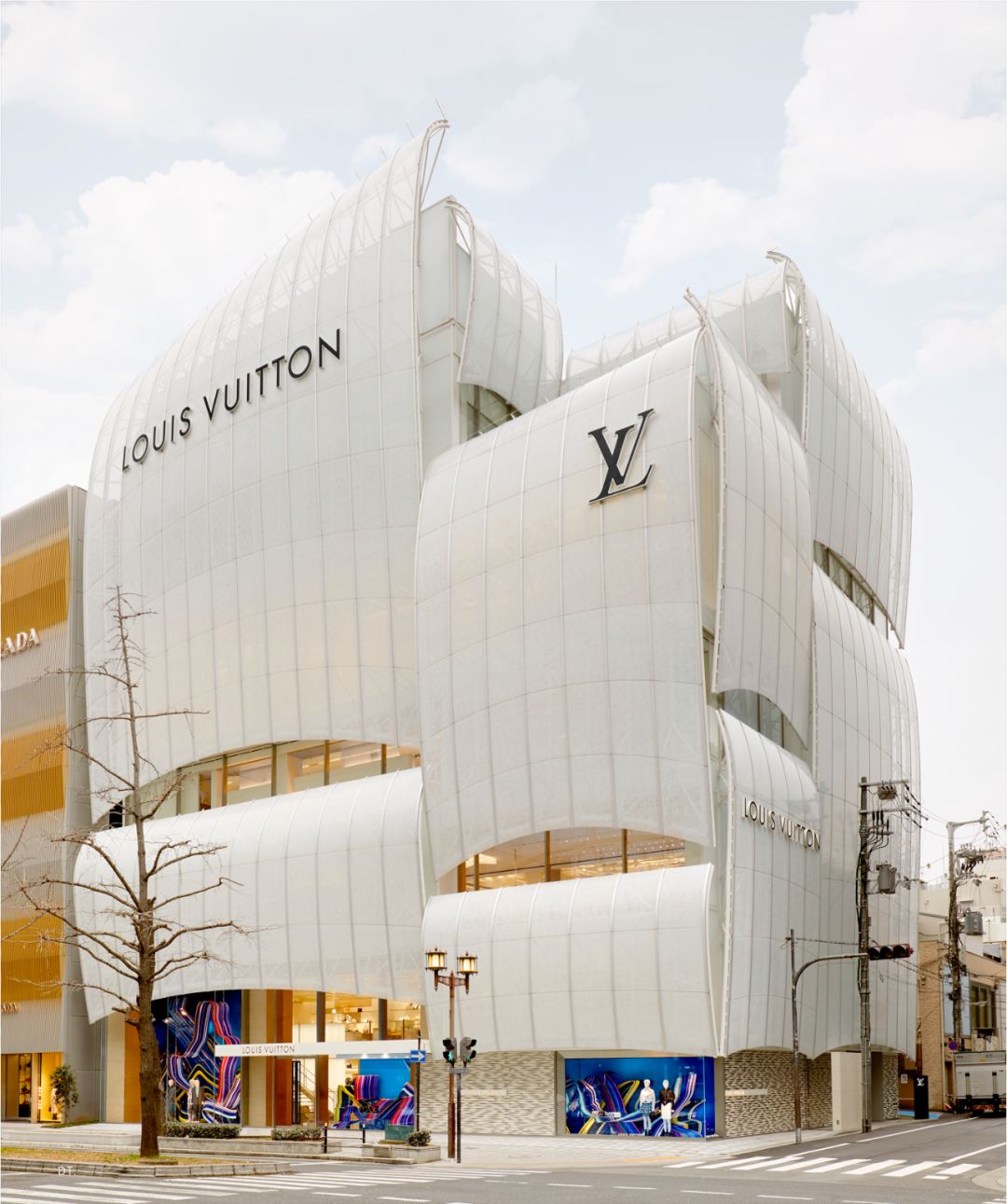 Lv大阪旗舰店开业 这回他们在奢侈品牌店里 还开了第一家咖啡馆与餐厅 生活家 生活资讯 生活315 生活指南 生活品位 微信头条新闻公众号文章收集网